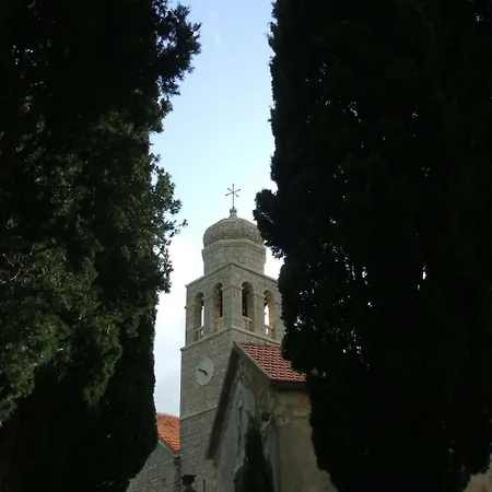 House Pod Humom * Jelsa (Hvar)