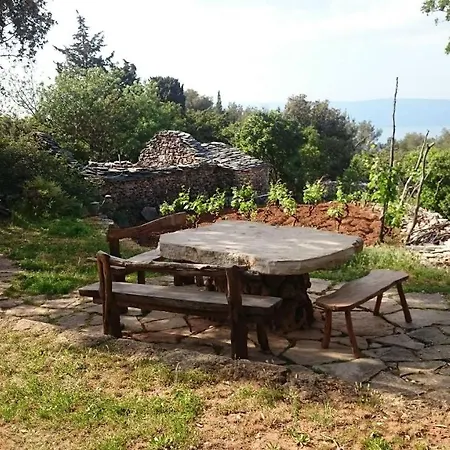 Holiday home House Pod Humom