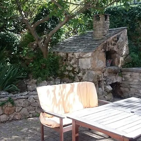 House Pod Humom Holiday home *